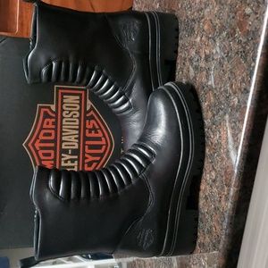 NWT Wimens Harley Davidson Boots SZ 7.5
